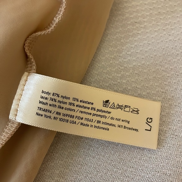 True & Co woman’s bra large check racerback lace nude NWT wireless soft seamless - Picture 5 of 9